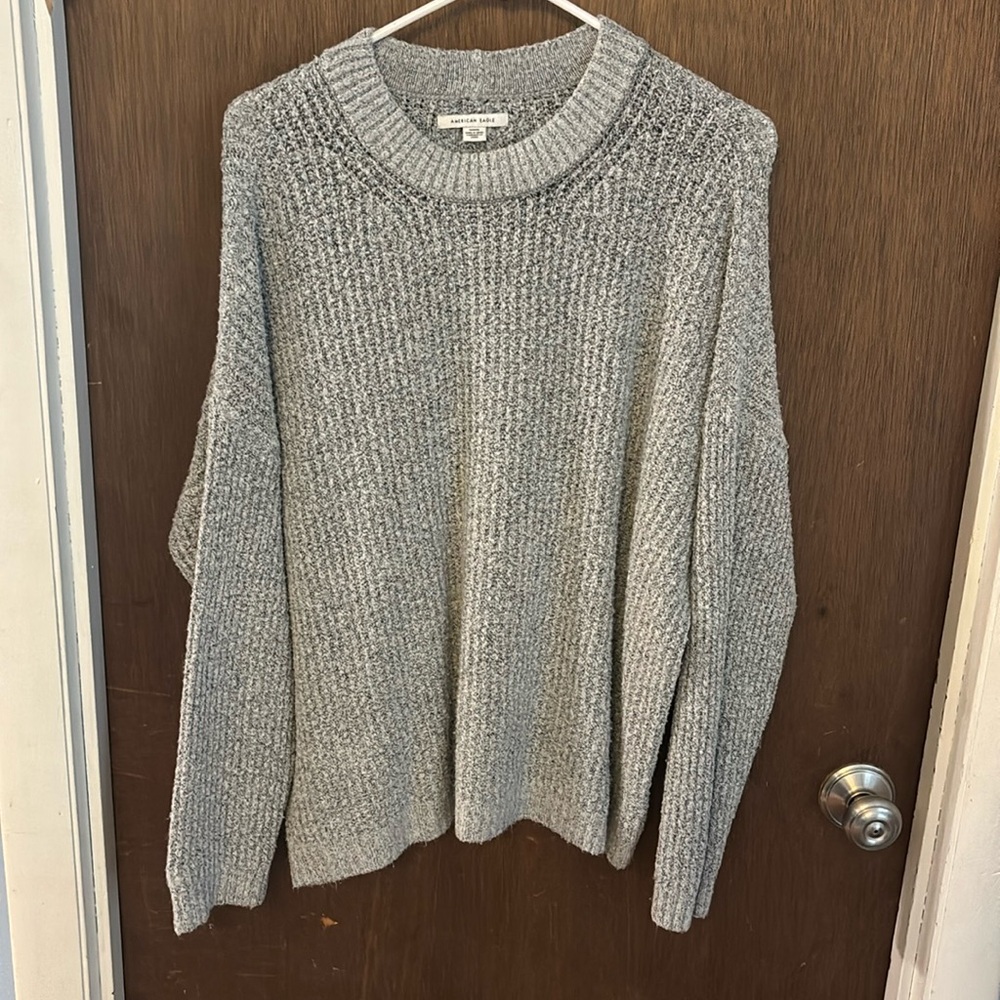 American Eagle women’s sweater